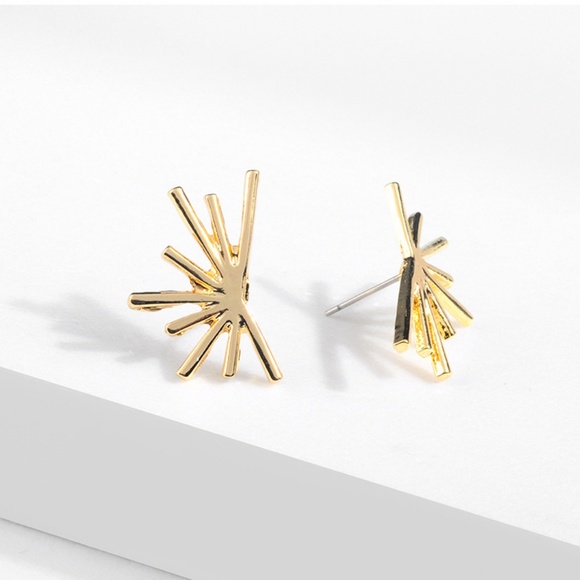 CELESTE | Star Burst Statement Earrings - Picture 3 of 6